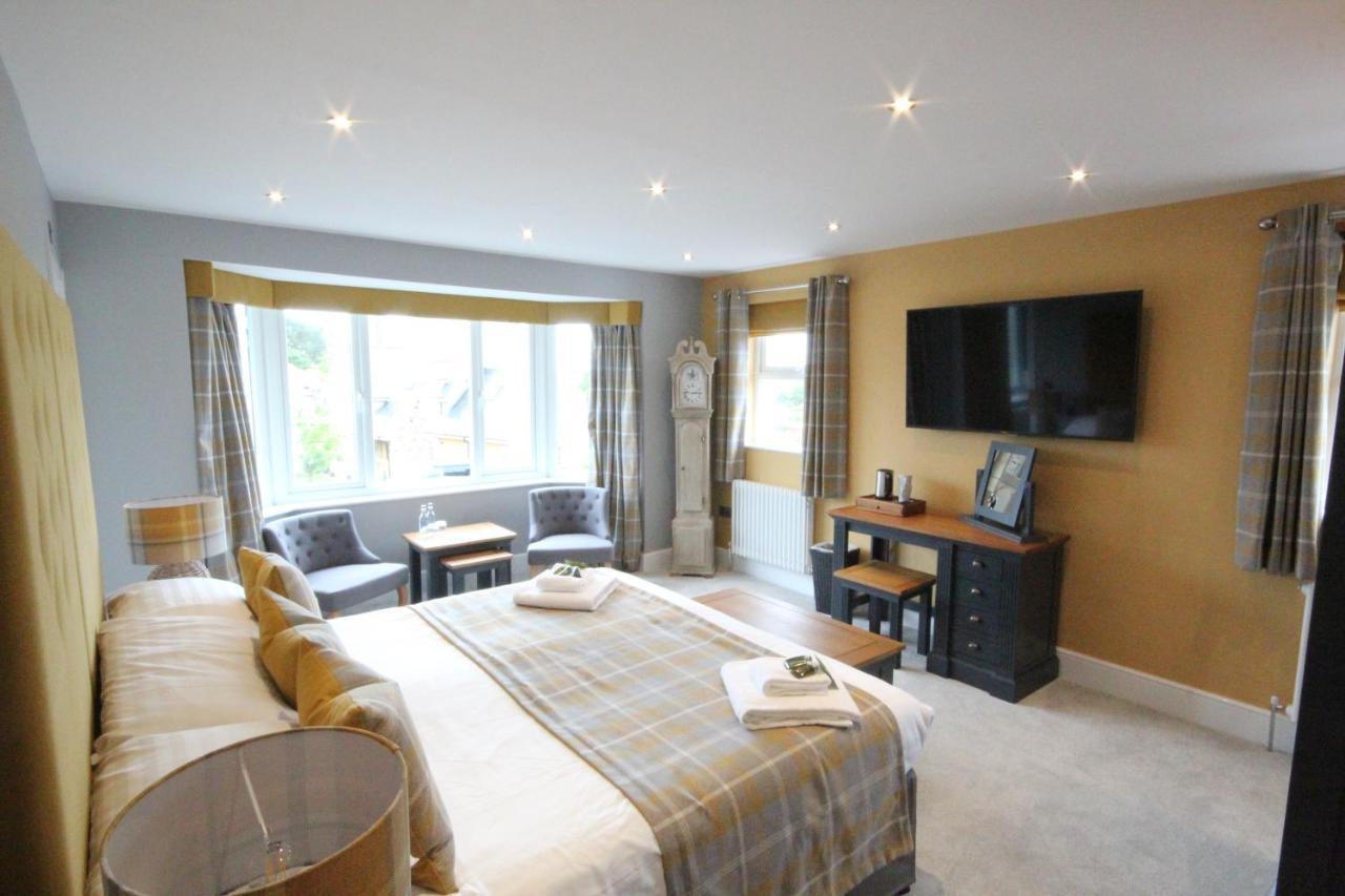 The Sunningdale Hotel Bamburgh Bagian luar foto
