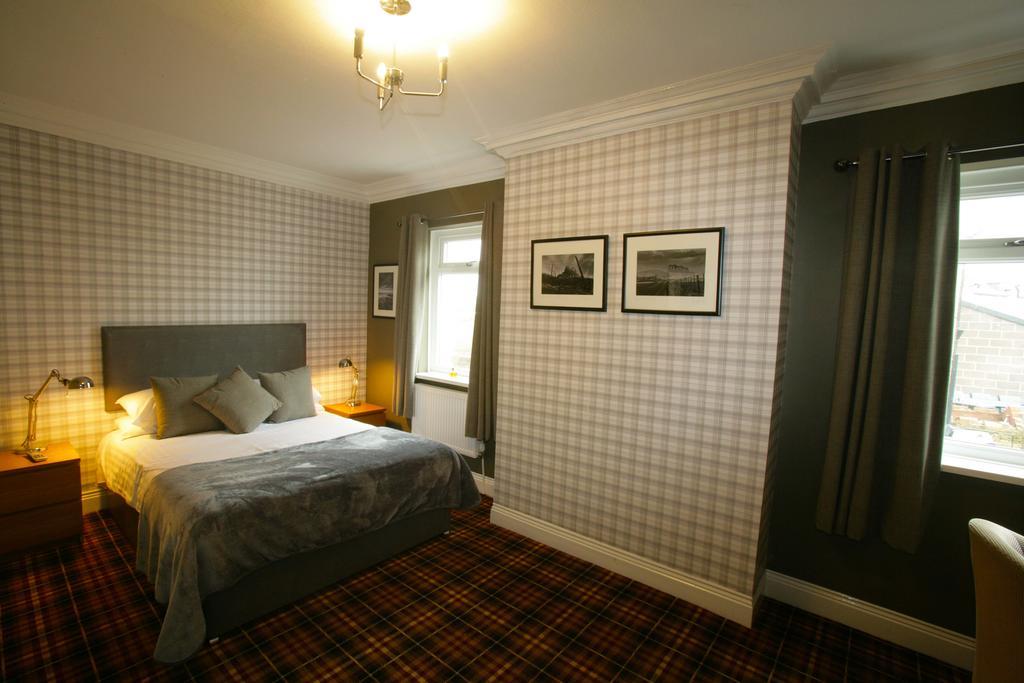 The Sunningdale Hotel Bamburgh Bagian luar foto