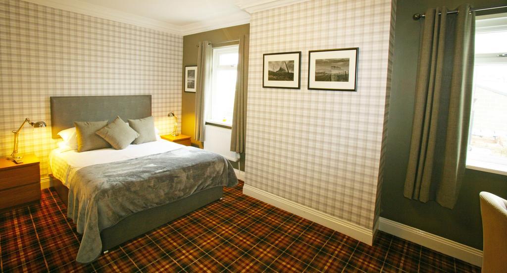 The Sunningdale Hotel Bamburgh Bagian luar foto